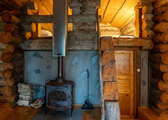 Arctic Log Saariselka